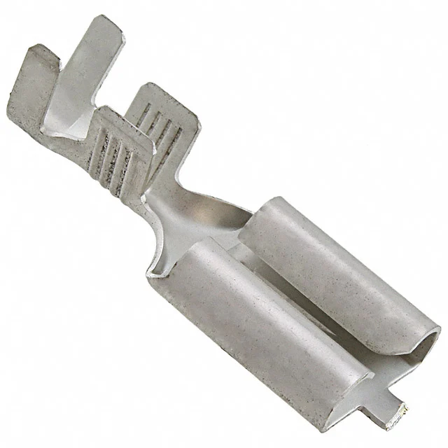 151667-4 メーカー： TE Connectivity AMP Connectors